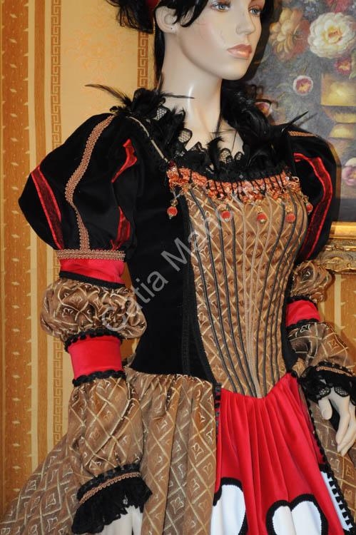 Costume Red Queen Regina di Cuori